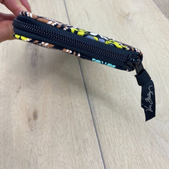 Vera Bradley Retired Sierra Pattern Zip Around Wallet - Picture 6 of 9